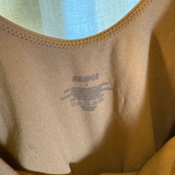 ✨ SKIMS Essential Mock Neck Cowl Bodysuit – Size S ✨ - Picture 3 of 9